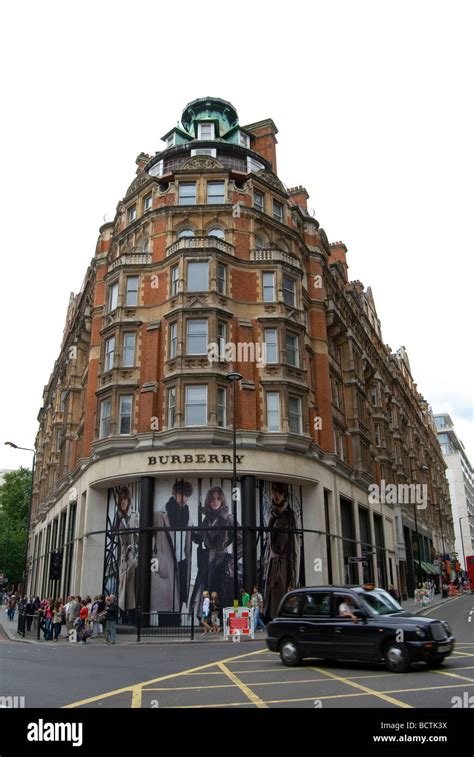 burberry headquarters london.